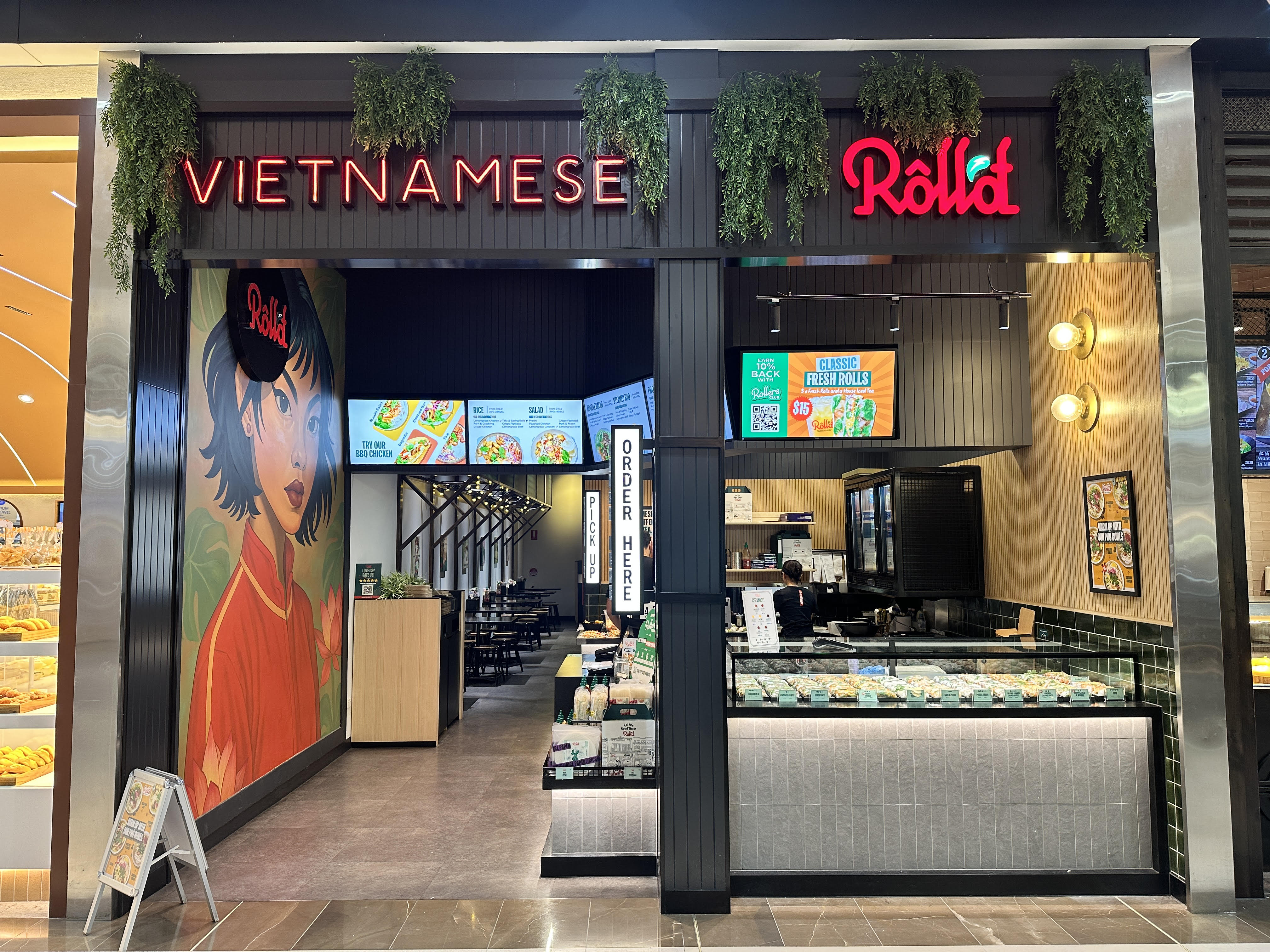 Roll'd Vietnamese Fountain Gate